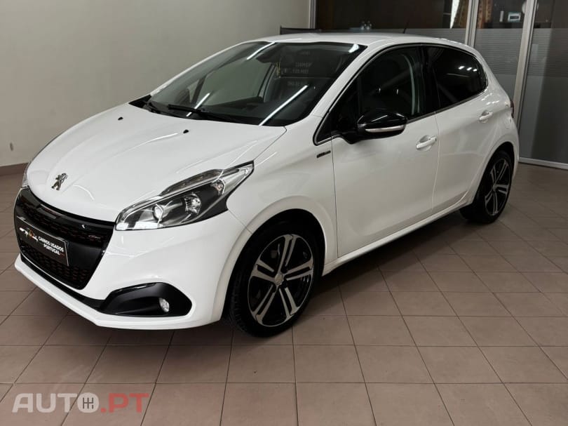 Peugeot 208 1.2 PureTech GT Line