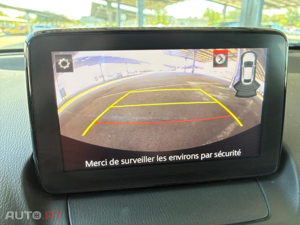 Mazda 2 1.5 e-SKYACTIV G M Elegance