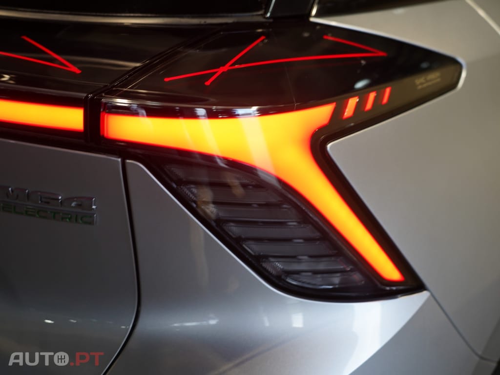 MG MG4 64 kWh Luxury