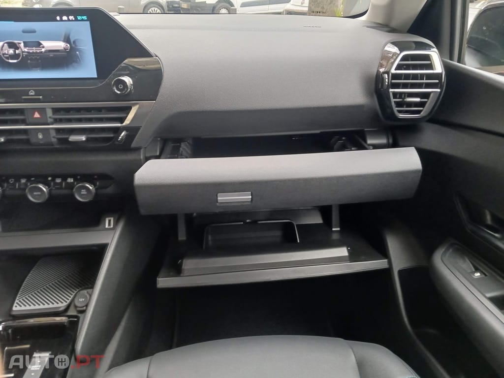 Citroen C4 X 1.2 PureTech Plus EAT8