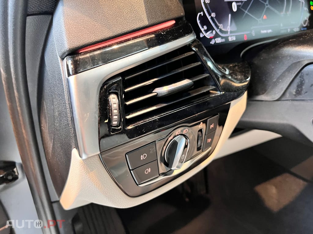 BMW 530 iPerformance 