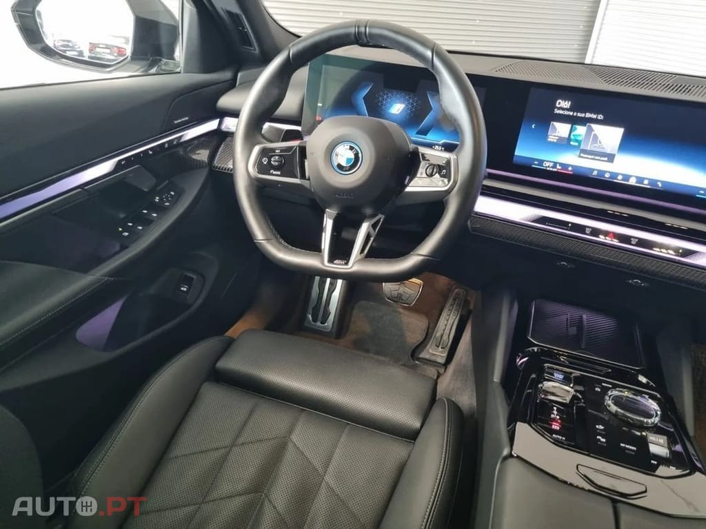 BMW i5 eDrive40 Pack Desportivo M Pro