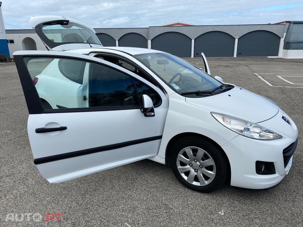 Peugeot 207 1.4 HDi