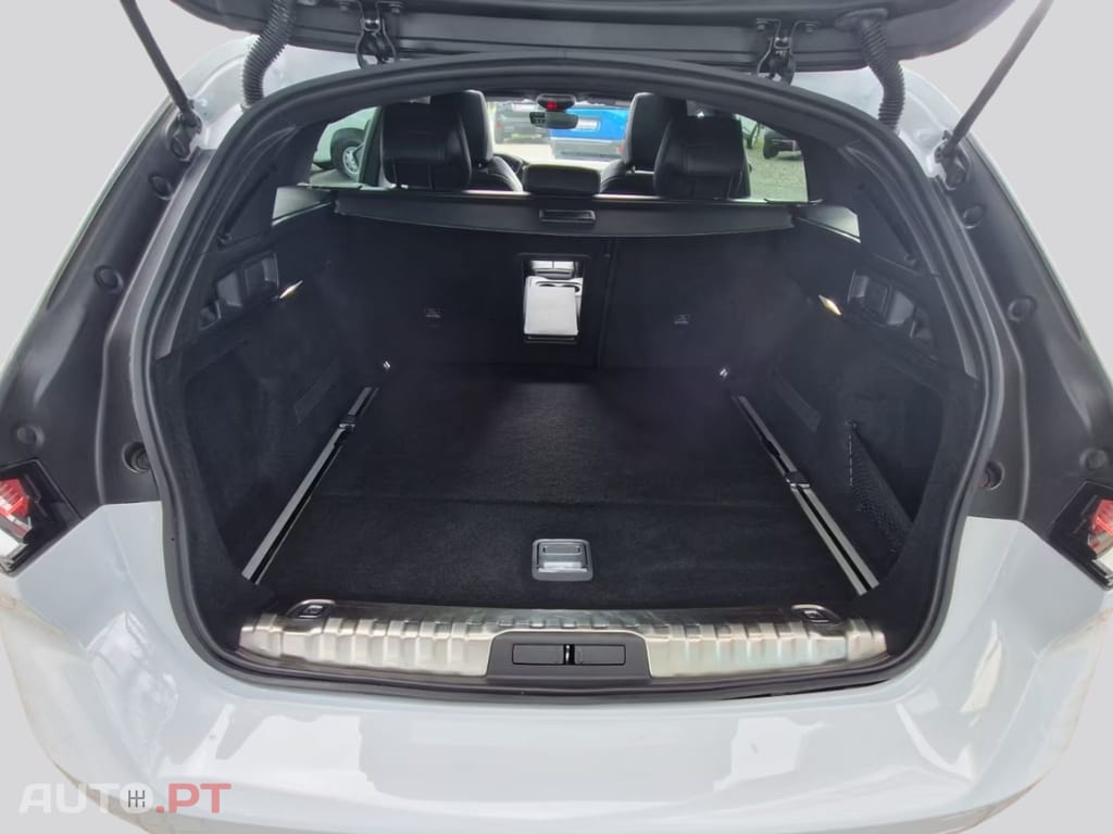 Peugeot 508 SW I.V.A DEDUTIVEL GT