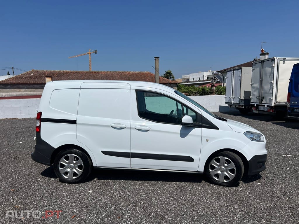 Ford Transit 1.5 TDCi Sport