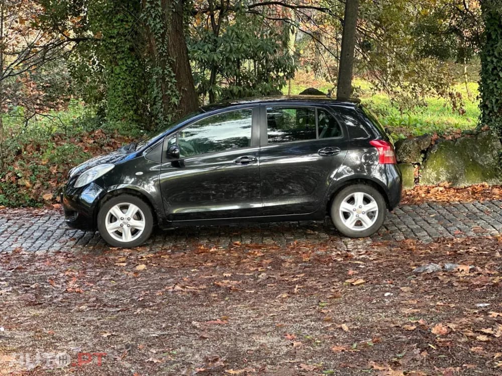 Toyota Yaris 1.0 VVT-i High Pack MM