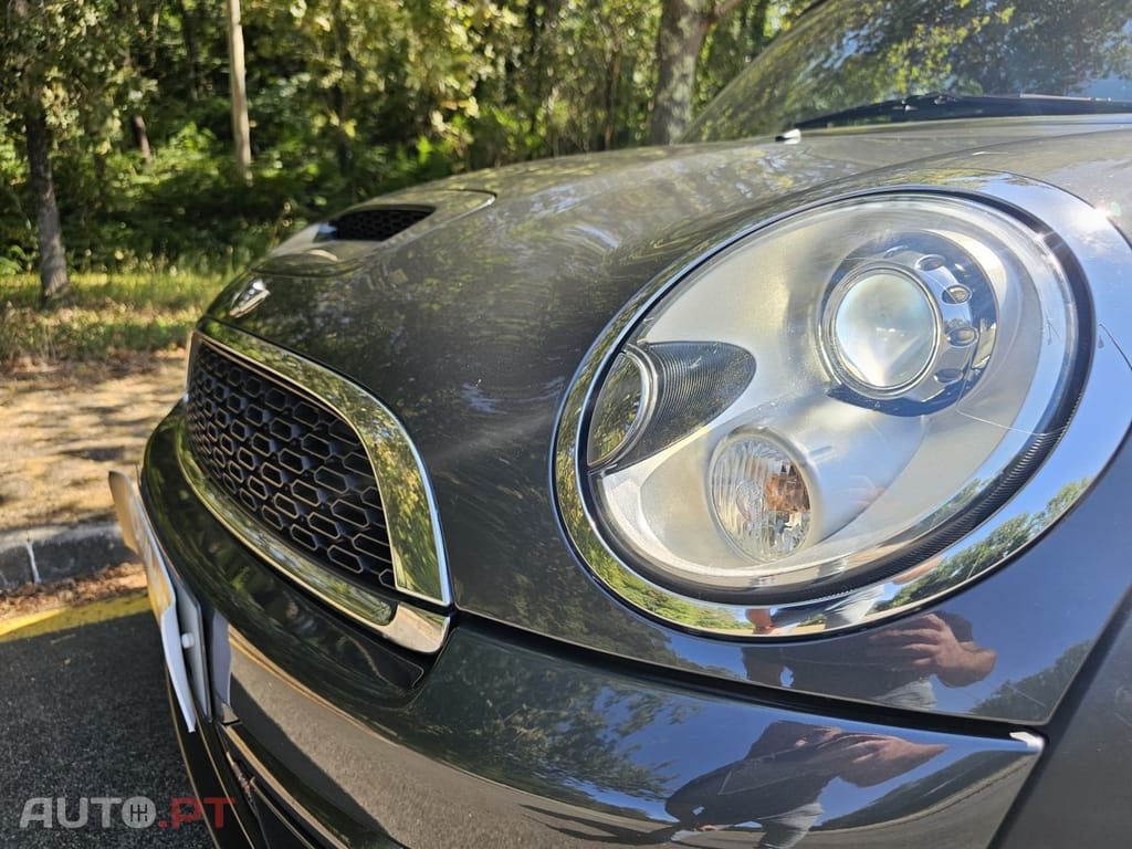 MINI Cabrio John Cooper Works