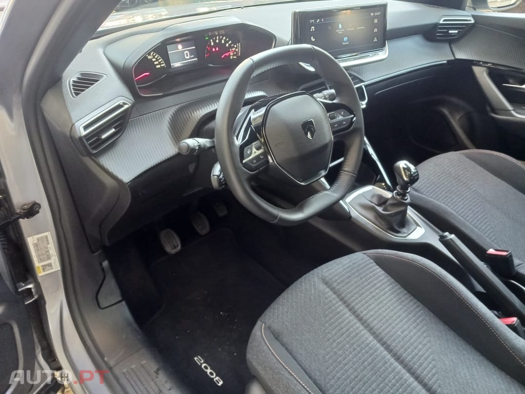 Peugeot 2008 1.2 PureTech Style