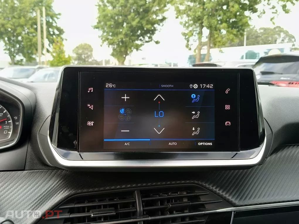 Peugeot 2008 1.2 PureTech Allure