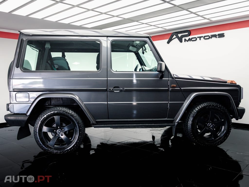 Mercedes-Benz G 320 Auto