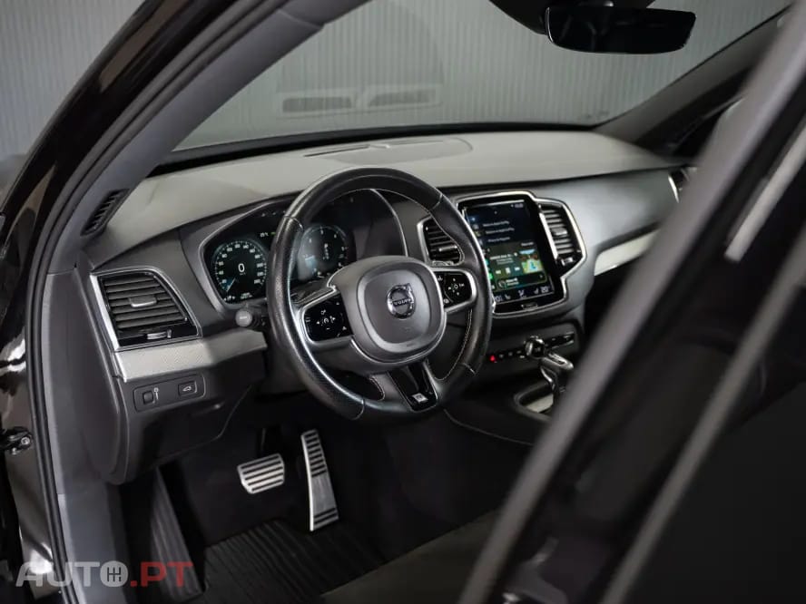 Volvo XC90 2.0 D4 R-Design
