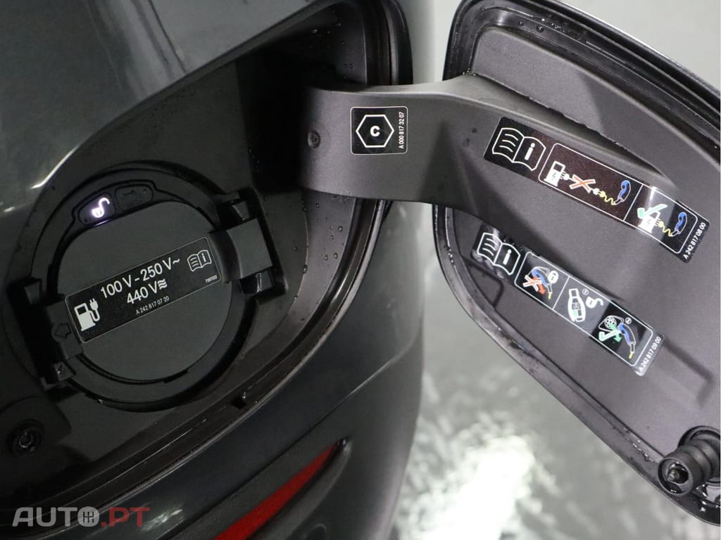 Mercedes-Benz GLC 200 300 de 4MATIC