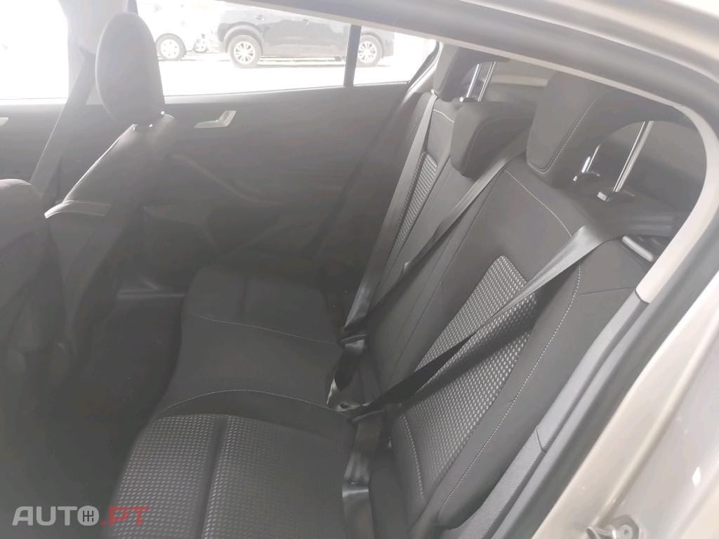 Ford Focus 1.5 TDCi ECOBlue Business Aut.