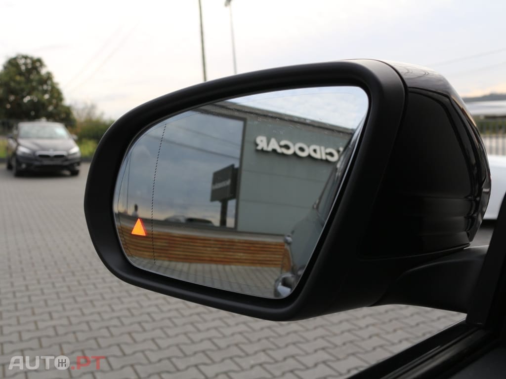 Mercedes-Benz GLA 250 e AMG Line