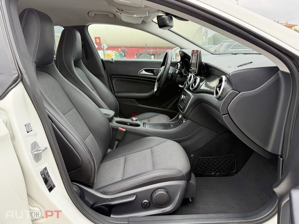 Mercedes-Benz CLA 200 d Shooting Brake Urban Aut.