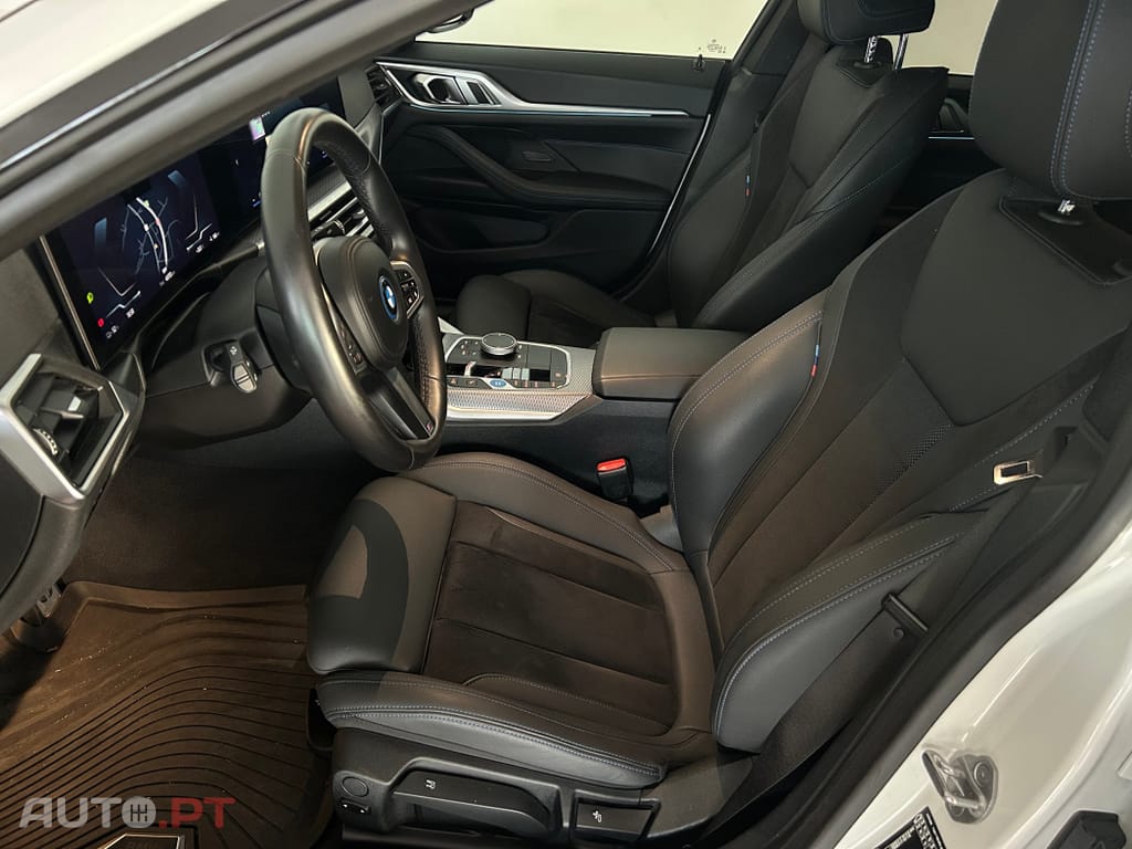 BMW i4 eDrive35 Pack Desportivo M