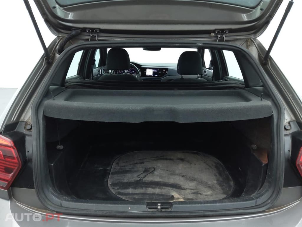 Volkswagen Polo 1.0 TSI R-Line DSG
