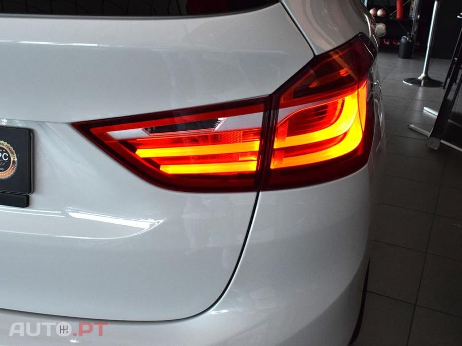 BMW 216 d 7L Line Sport