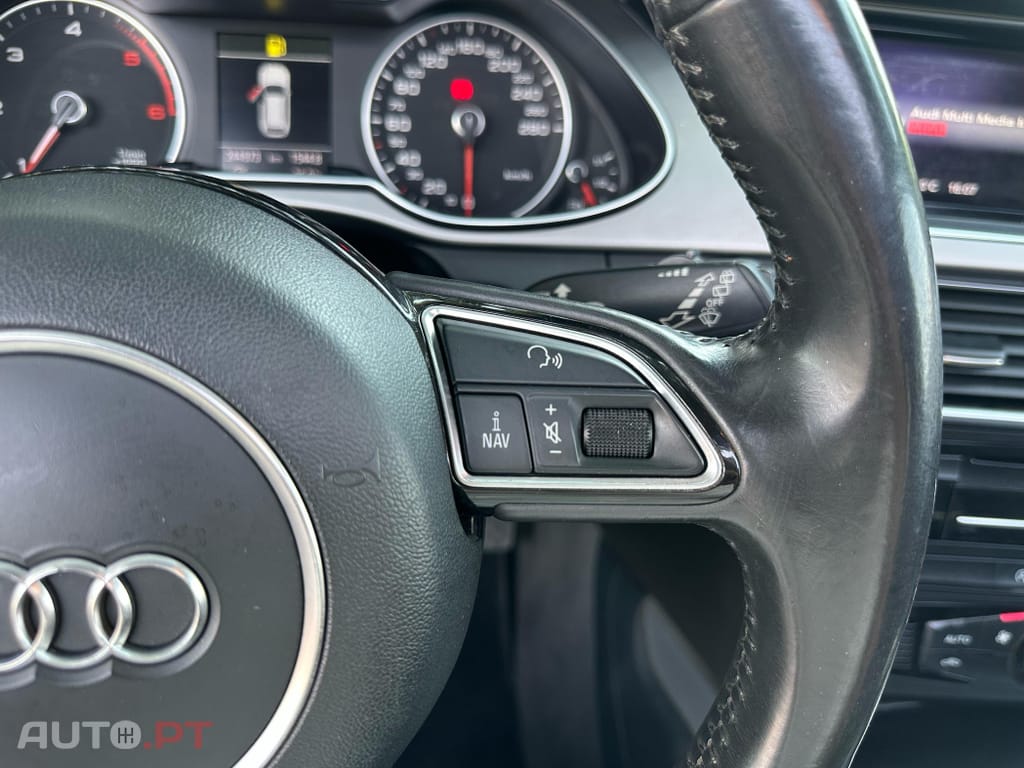 Audi A4 Avant 2.0 TDi Business Line S-line