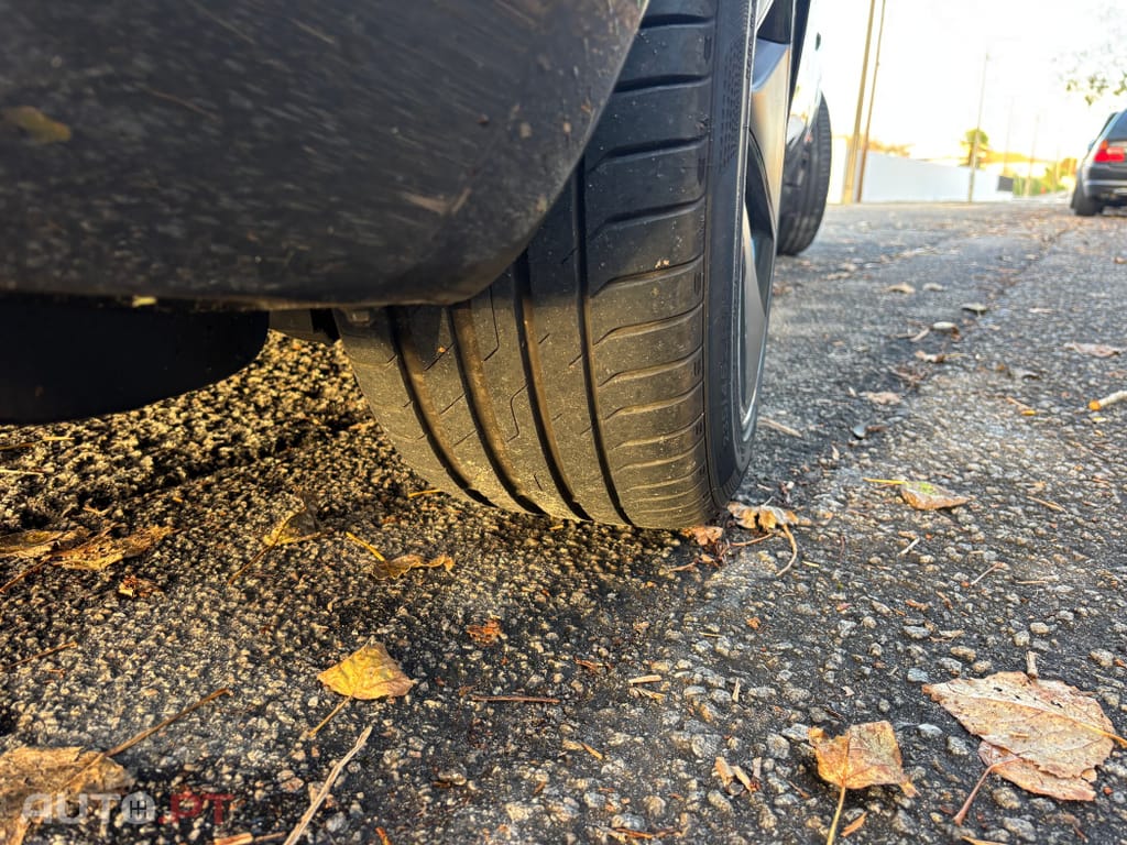 Tesla Model 3 Long Range Tração Traseira