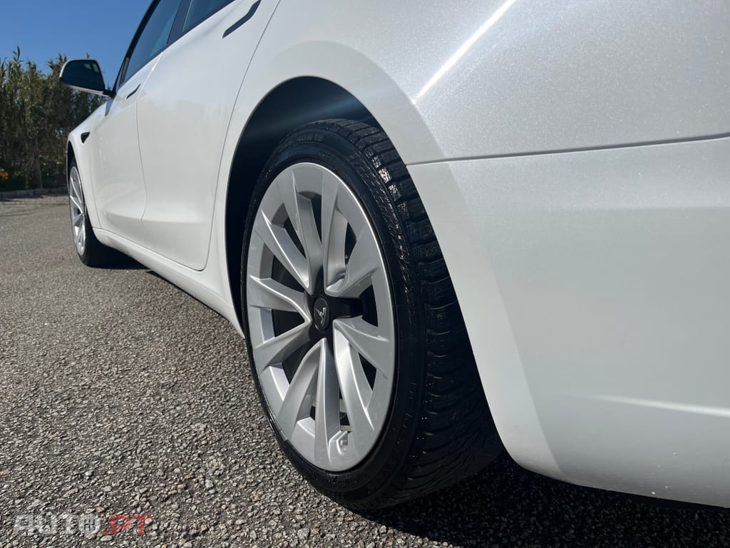 Tesla Model 3 Standard Range Plus RWD