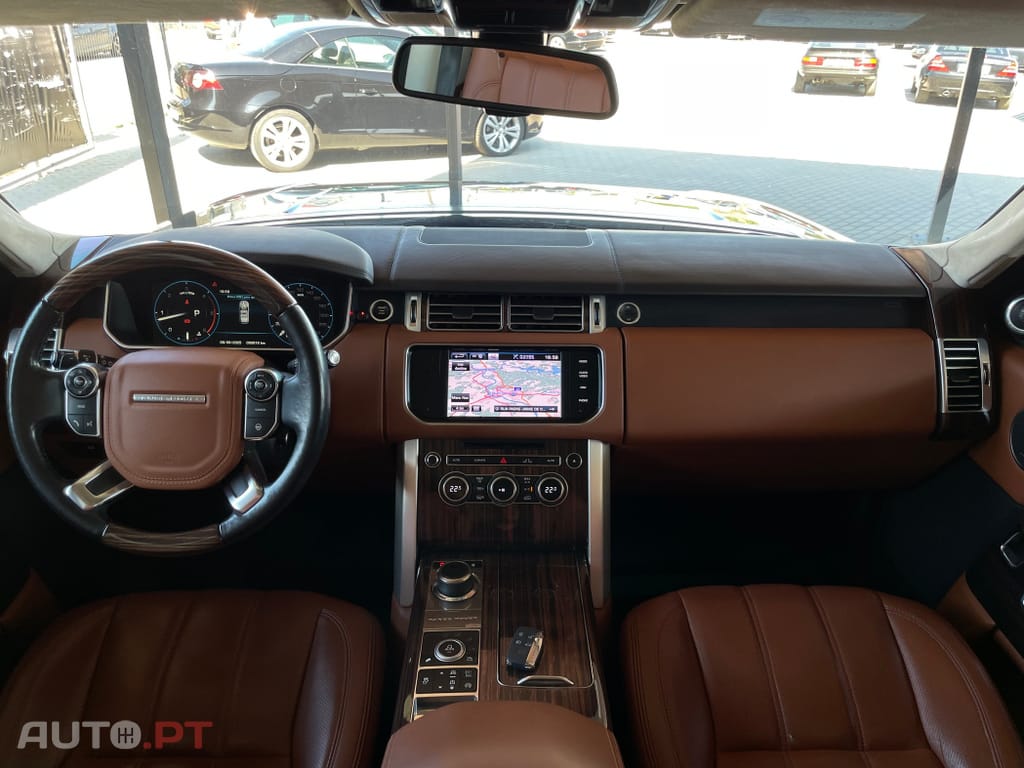 Land Rover Range Rover 3.0 TDV6 Autobiography