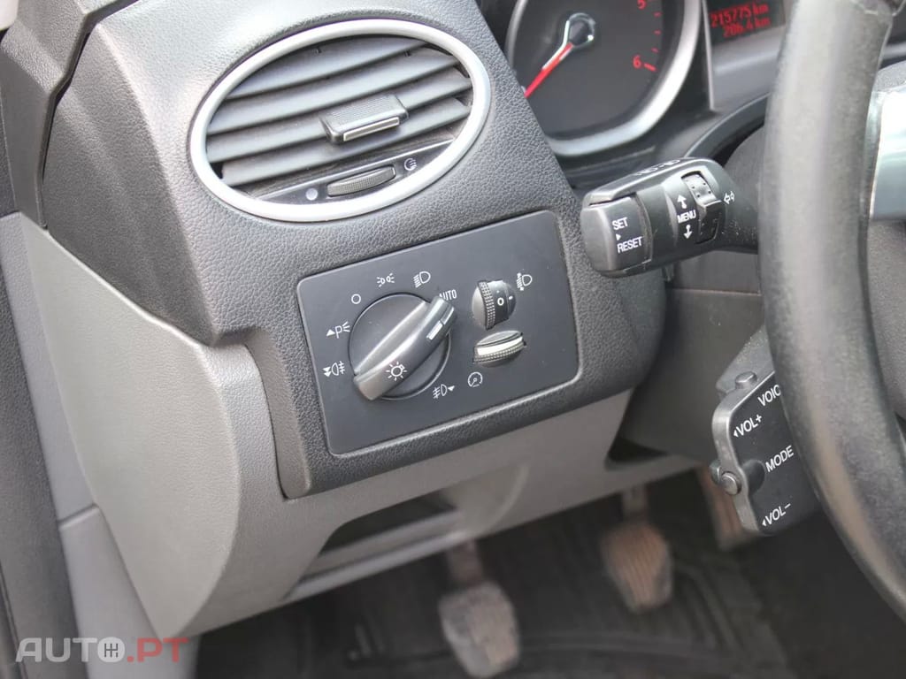 Ford Focus SW 1.6 TDCi Titanium 17
