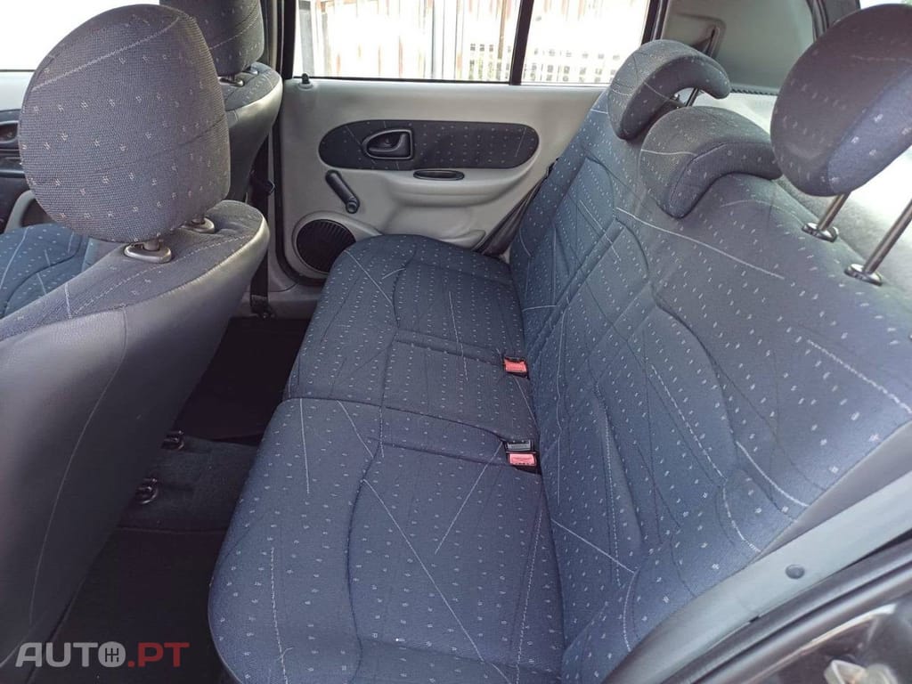 Renault Clio 1.2 Authentique