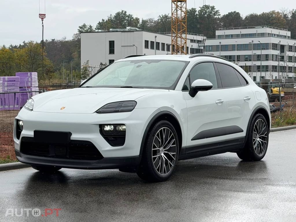 Porsche Macan Standard