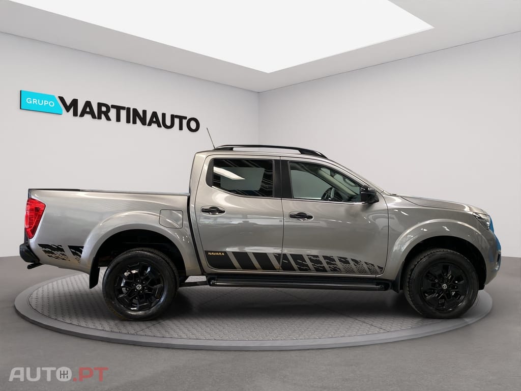 Nissan Navara 2.3 dCi CD 4WD Tekna