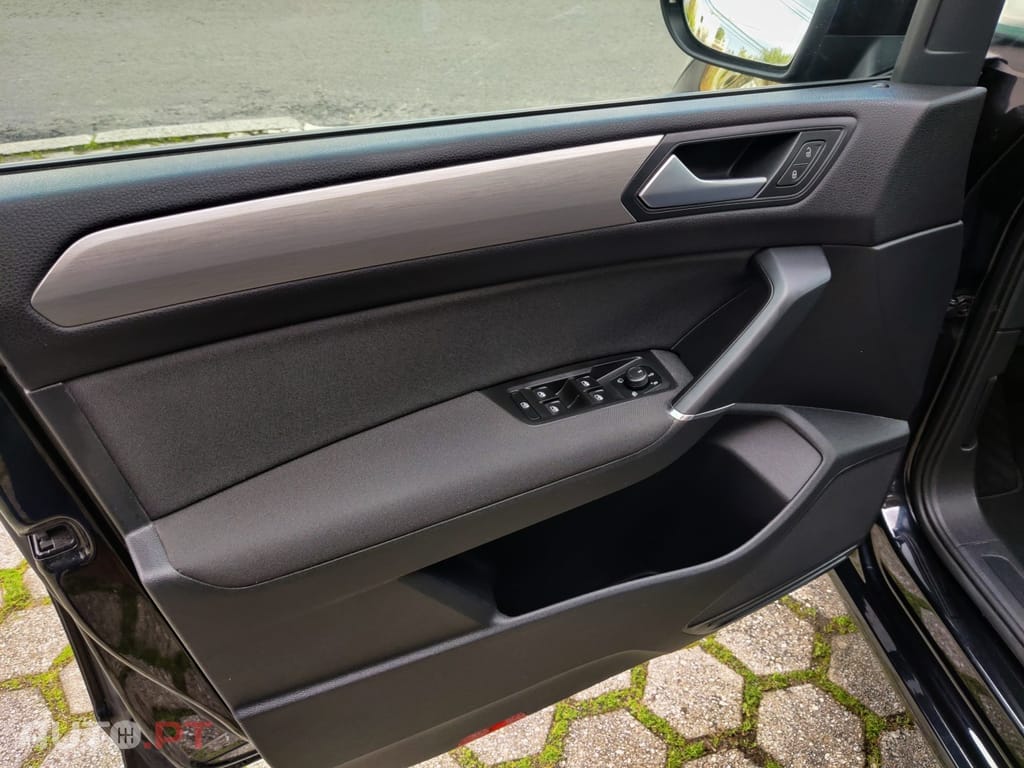 Volkswagen Touran 1.6 TDI Confortline DSG