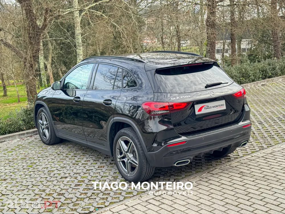 Mercedes-Benz GLA 250 e AMG Line