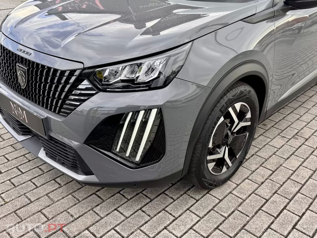 Peugeot 2008 1.2 PureTech Allure