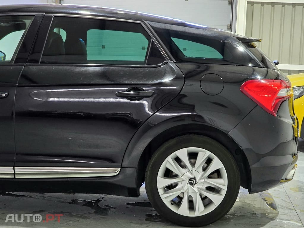 Citroen DS5 2.0 HDi Hybrid4 Sport Chic CMP6