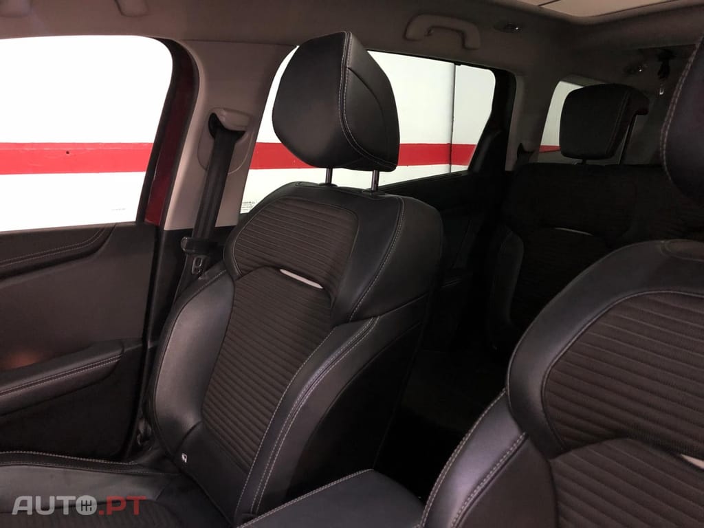 Renault Grand Scénic 1.7 Blue dCi Bose Edition EDC