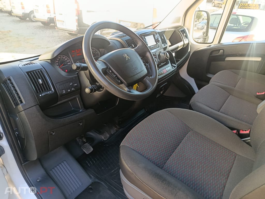 Peugeot Boxer 2.2 BlueHDI 120cv L2H2