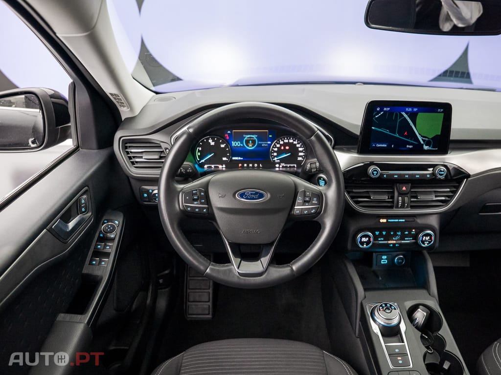 Ford Kuga 2.5 PHEV Titanium