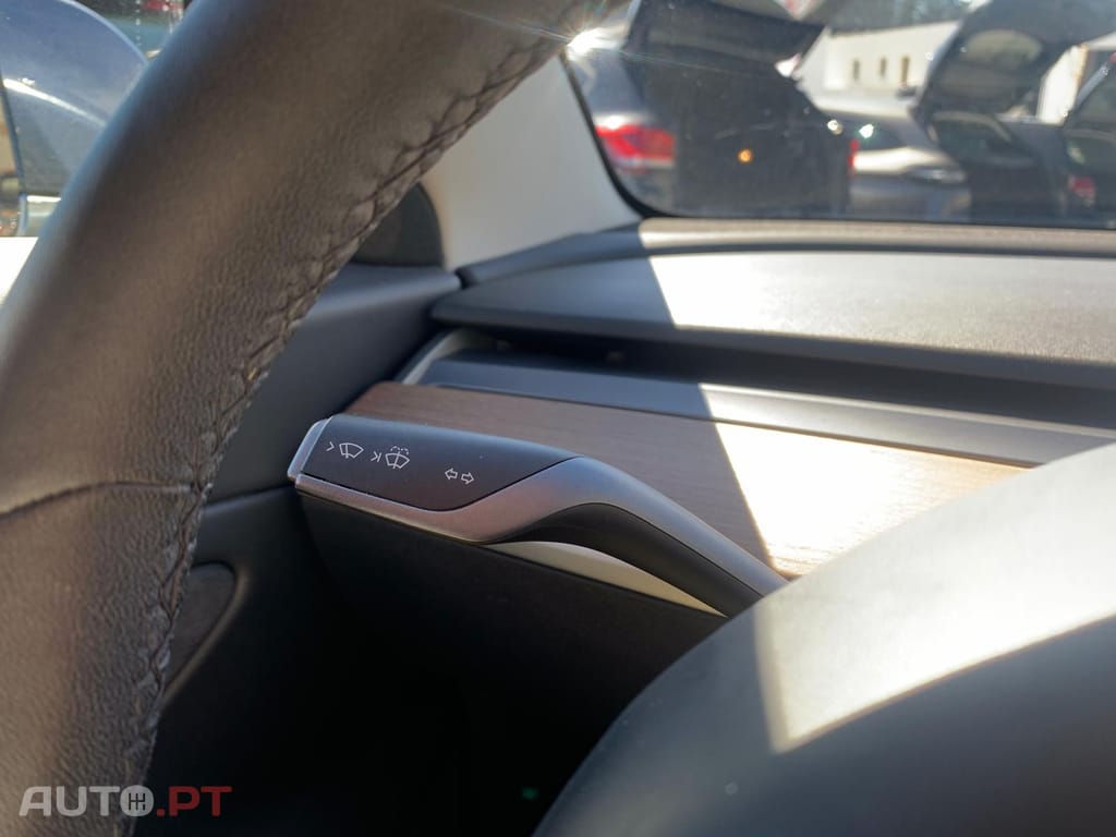 Tesla Model 3 Long-Range Dual Motor AWD
