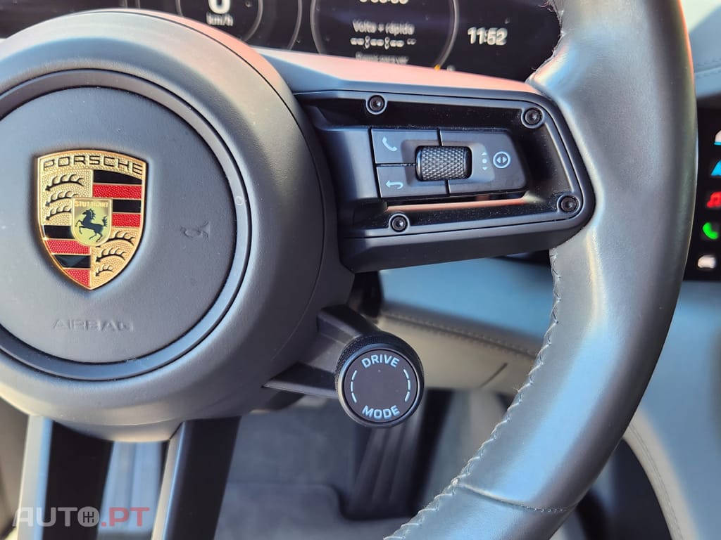 Porsche Taycan 4S bateria Performance Plus