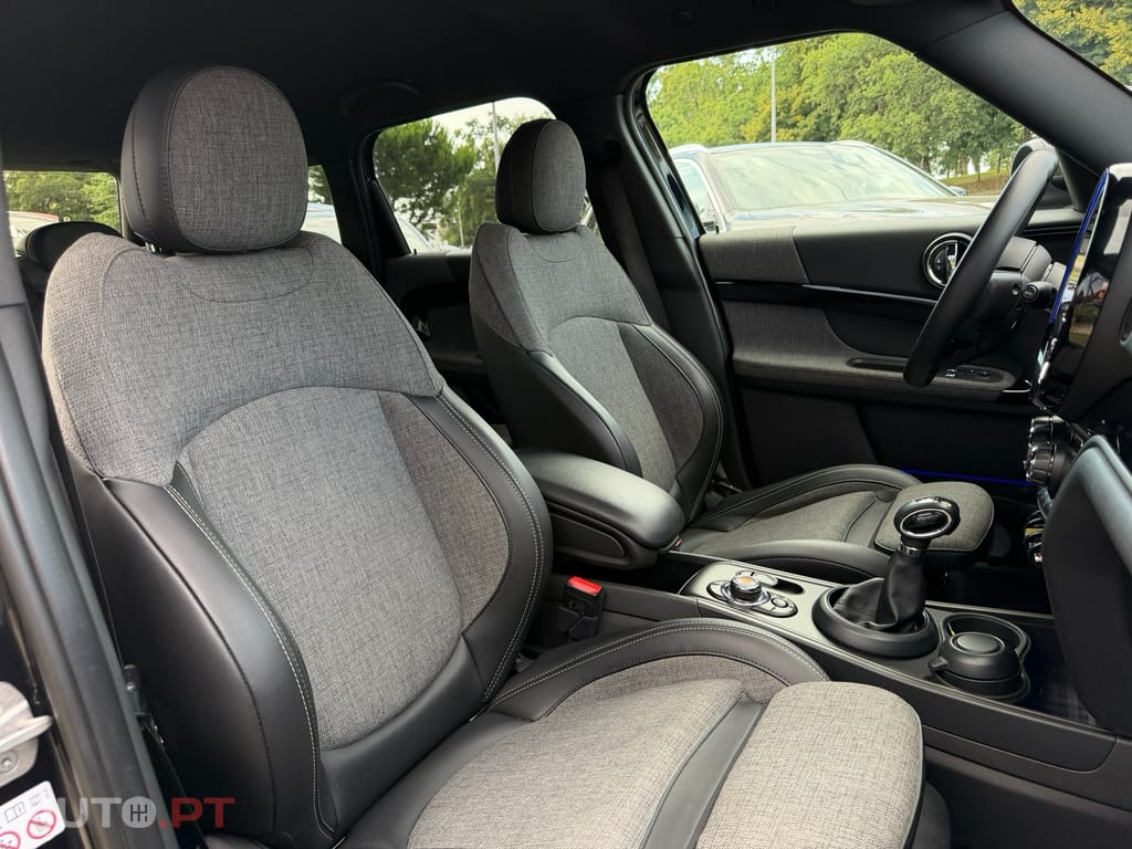 MINI Countryman Cooper SE ALL4 Untamed Edition Auto
