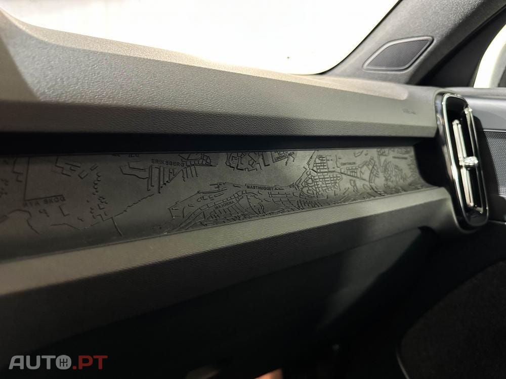 Volvo C40 Recharge 82 kWh Twin Motor Plus