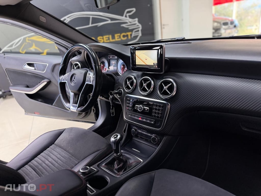 Mercedes-Benz A 180 Dynamic Edition
