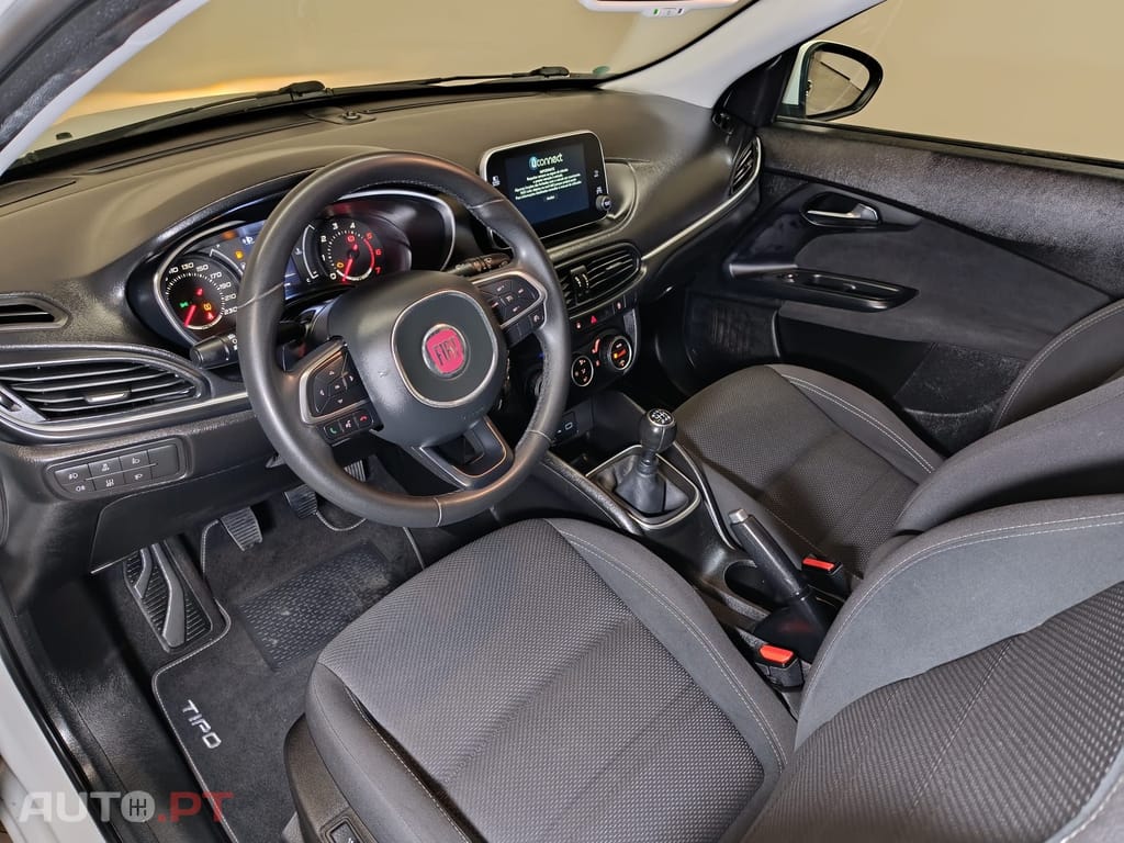 Fiat Tipo 1.6 M-Jet Lounge 