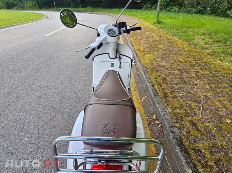 Piaggio PX 200E