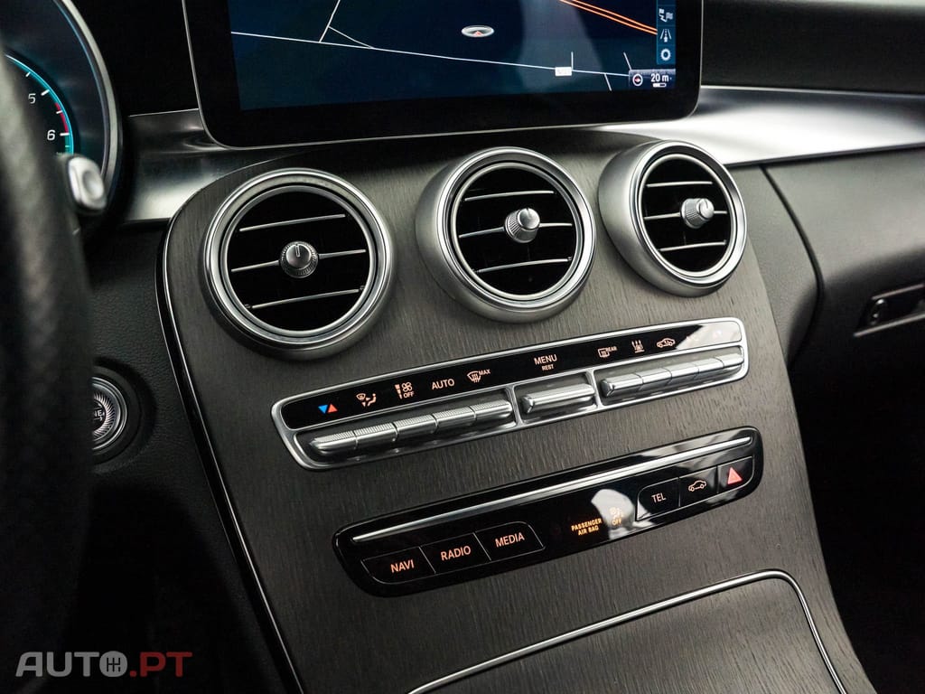 Mercedes-Benz C 300 de AMG Line