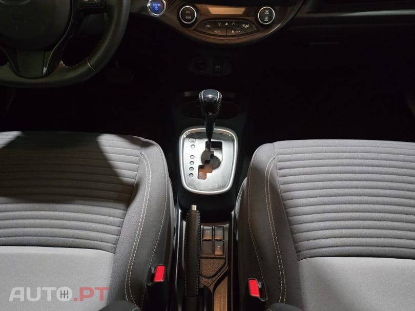 Toyota Yaris 1.5 HSD Comfort