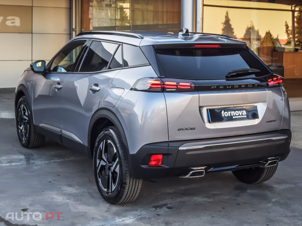 Peugeot 2008 1.2 Hybrid Allure e-DCS6
