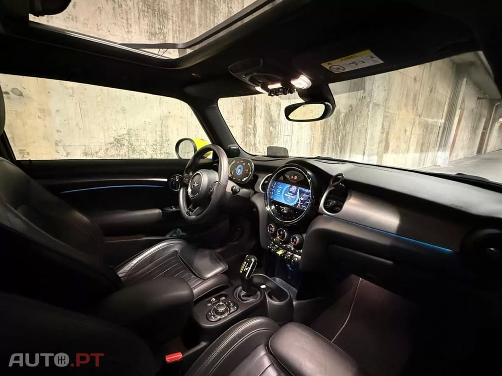 MINI Cooper Cooper SE Yours