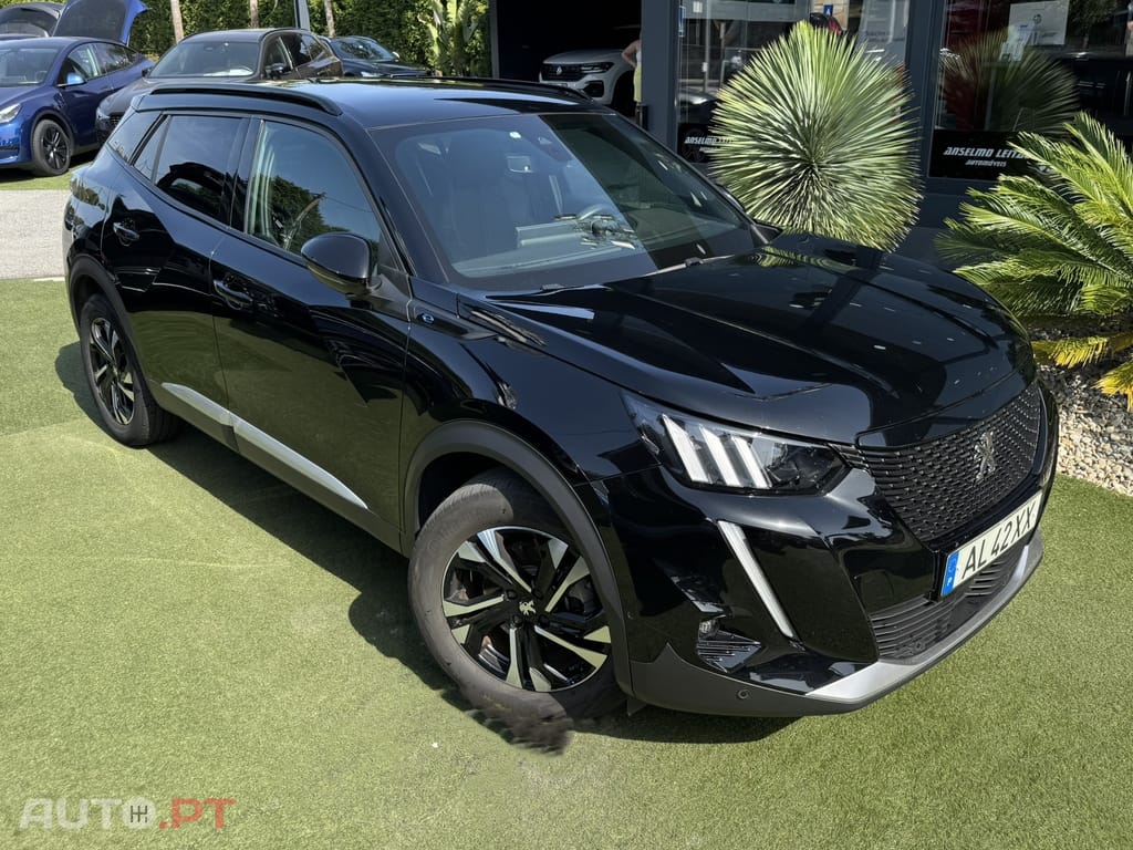 Peugeot E-2008 50 kWh GT