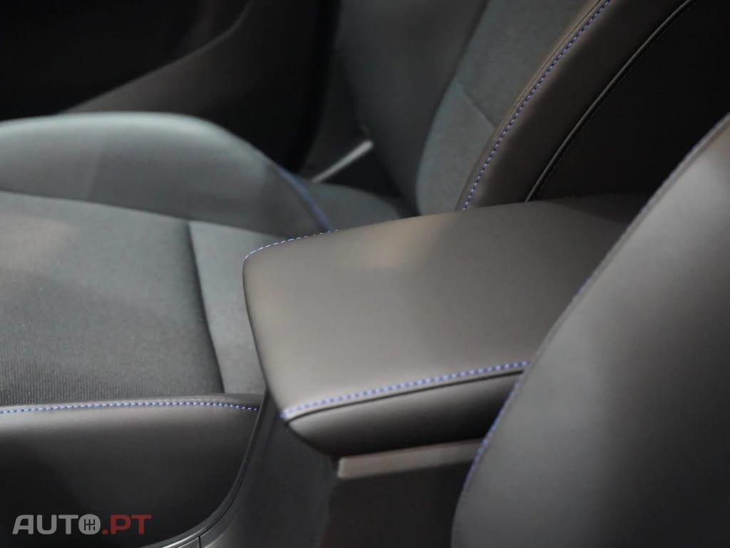 MG MG4 64 kWh Luxury